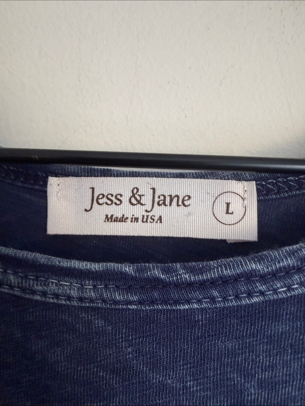 Jess & Jane Tunic Top Mineral Washed Blue Floral Art 3/4 sleeve L - Picture 3 of 7